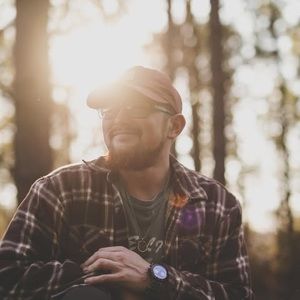 Meet your Posher, Dustin